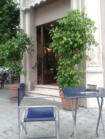 Plaza Bar
