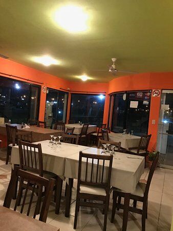 La Huella Restaurant & Parrilla